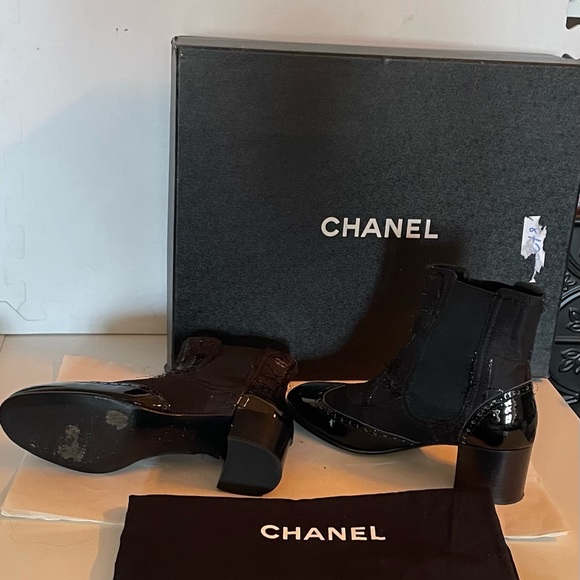 Chanel Short boots,size 37 - Picture 4 of 5